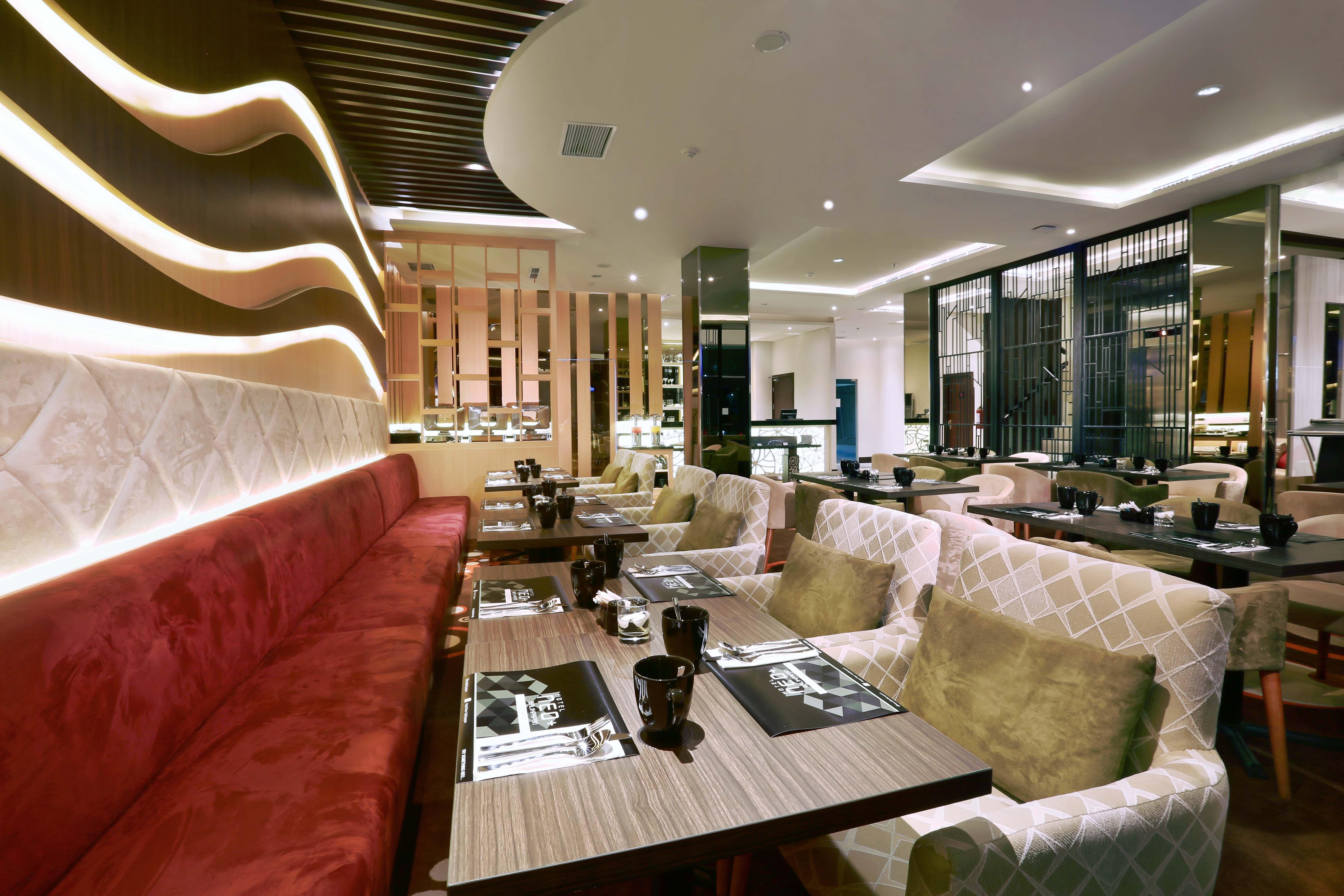 Neo+ By Aston 3*